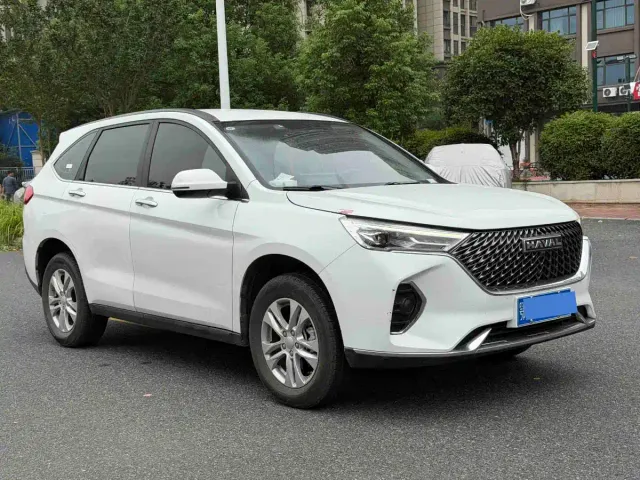 Haval M6 — Фото автомобиля 3