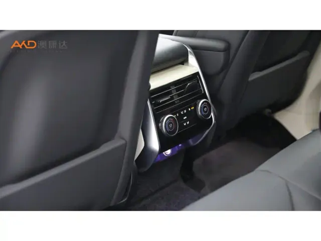 Land Rover Range Rover — Фото автомобиля 9