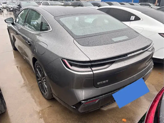 Geely Galaxy Xingyao 8 — Фото автомобиля 9