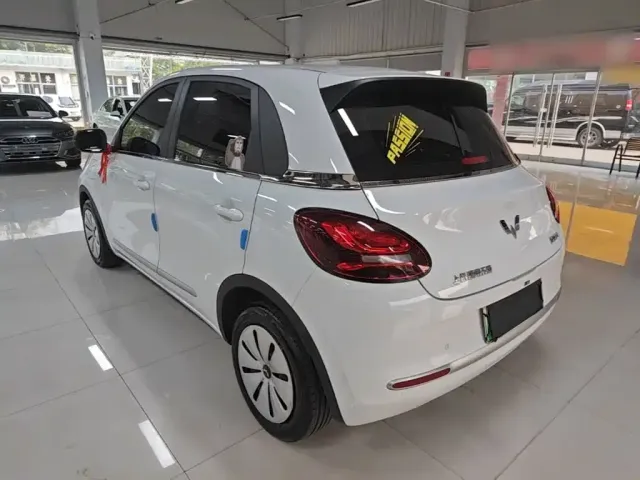 Wuling Bingo — Фото автомобиля 4