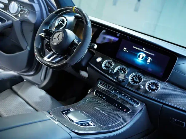 Mercedes-Benz E-Class AMG — Фото автомобиля 30