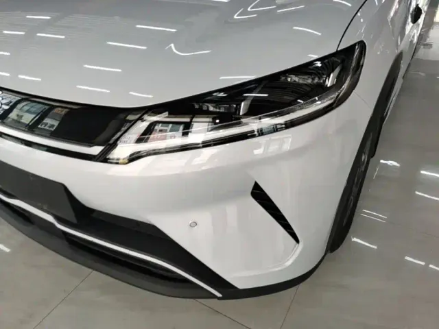 BYD Yuan UP — Фото автомобиля 23