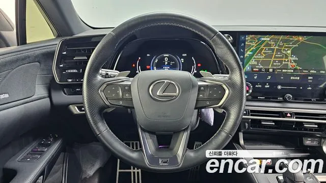 Lexus RX — Фото автомобиля 12