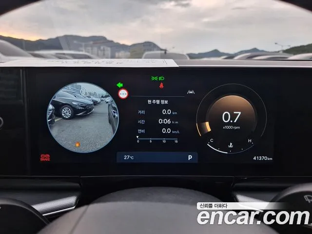 Hyundai Grandeur GN7 — Фото автомобиля 9