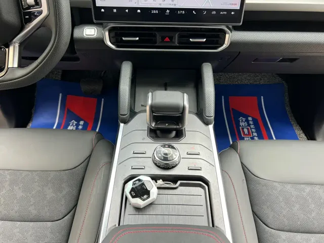 Jetour T2 — Фото автомобиля 15