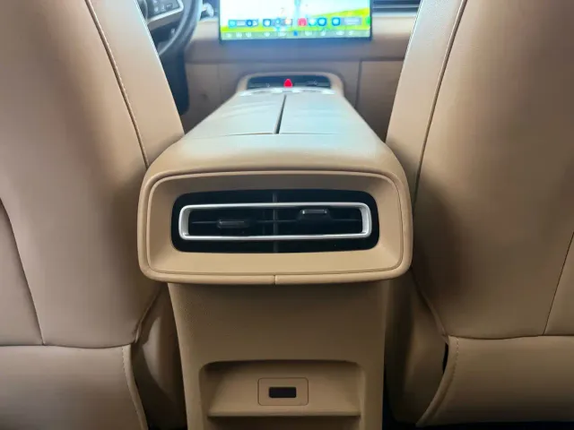Landian E5 PLUS — Фото автомобиля 16