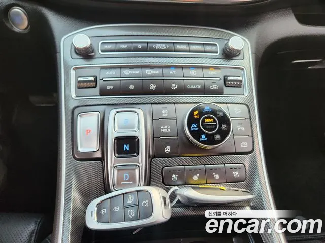Hyundai Santafe Новый Santa Fe Дизель 2.2 4WD — Фото автомобиля 12