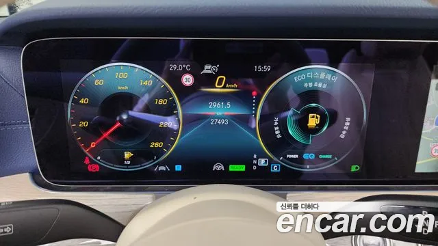 Mercedes-Benz E-Class — Фото автомобиля 8