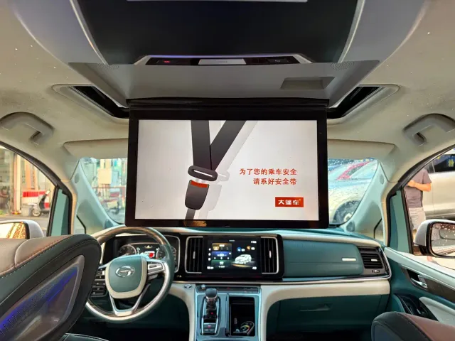 GAC Trumpchi M8 — Фото автомобиля 12