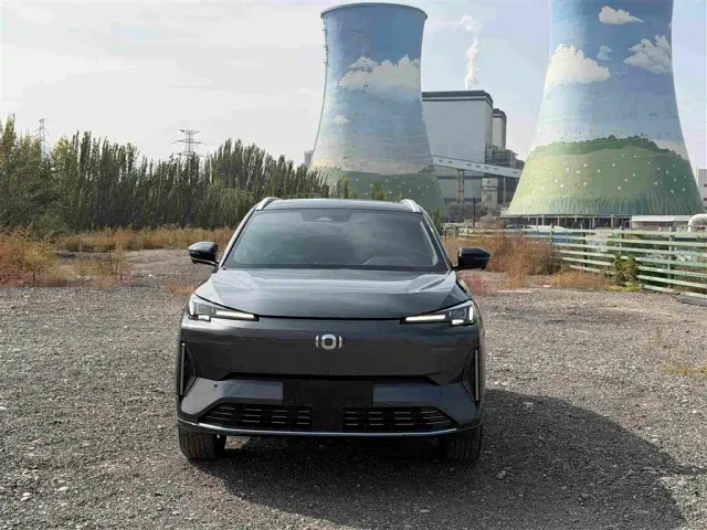 Changan Qiyuan Q05 — Фото автомобиля 2
