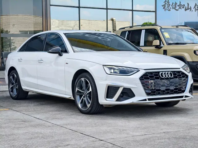 Audi A4L — Фото автомобиля 3