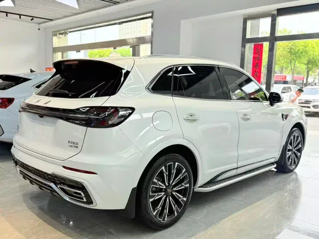 Hongqi HS5 — Фото автомобиля 6