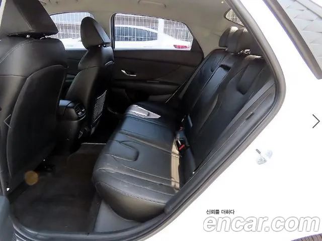 Hyundai Avante CN7 — Фото автомобиля 6