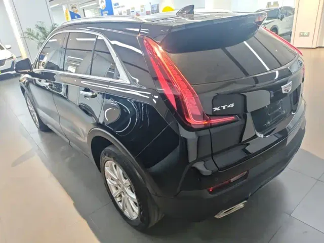 Cadillac XT4 — Фото автомобиля 4