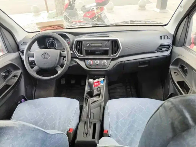 Changan Ruixing M60 — Фото автомобиля 11