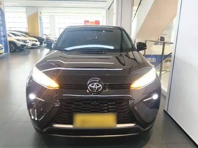 Toyota Wildlander — Фото автомобиля 2