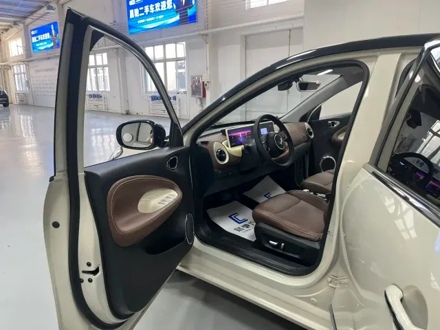 Wuling Bingo — Фото автомобиля 10