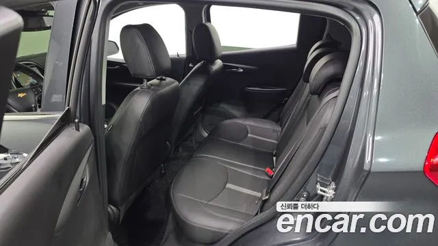 Chevrolet Spark — Фото автомобиля 12
