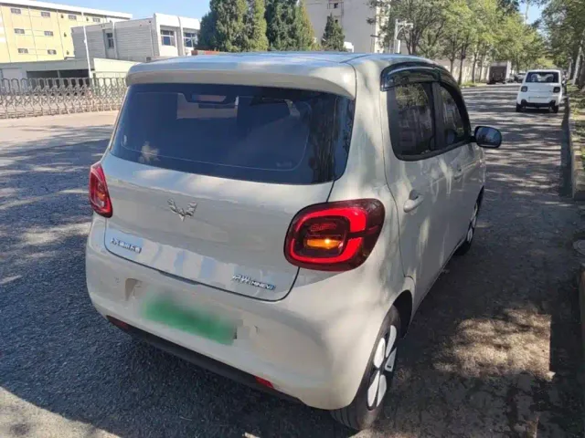 Wuling Hongguang Mini EV — Фото автомобиля 6