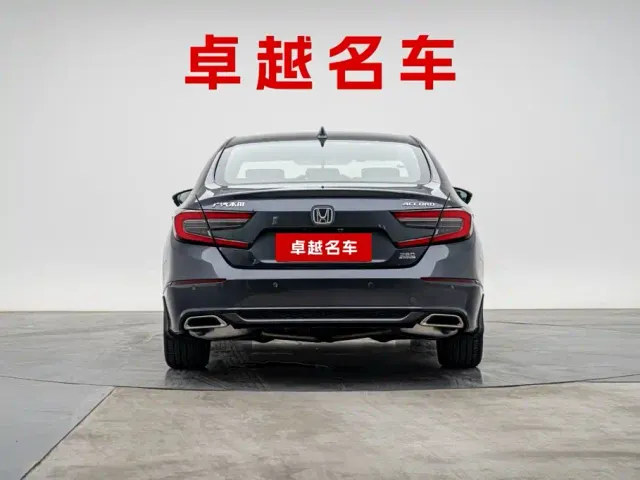 Honda Accord — Фото автомобиля 6