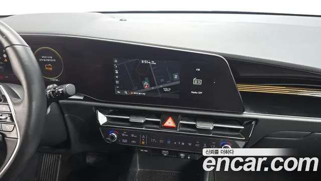 Kia Niro Niro (New) — Фото автомобиля 13