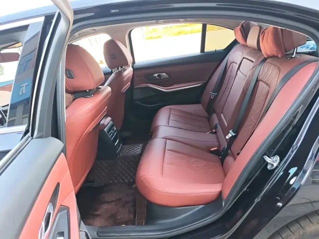 BMW i3 — Фото автомобиля 16