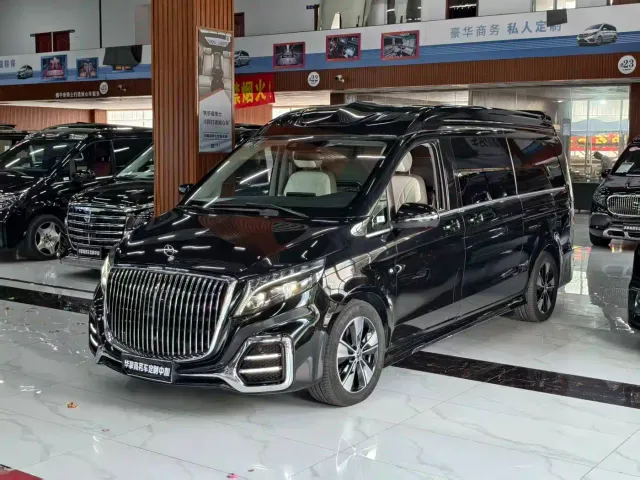 Mercedes-Benz V-Class — Фото автомобиля 4