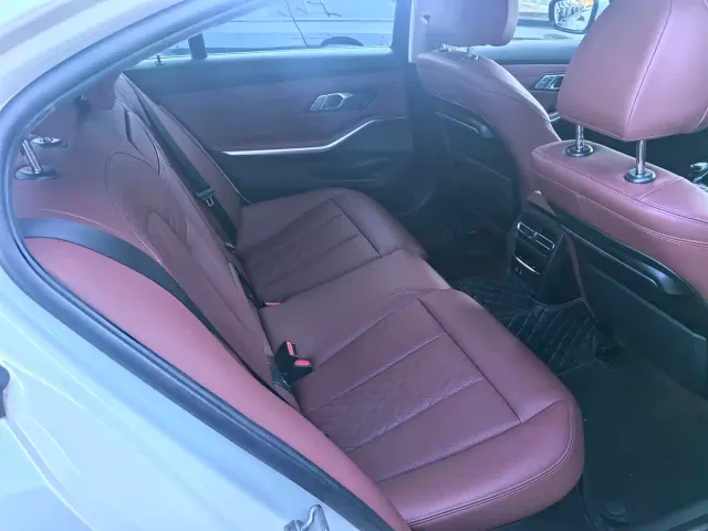 BMW 3 Series — Фото автомобиля 22