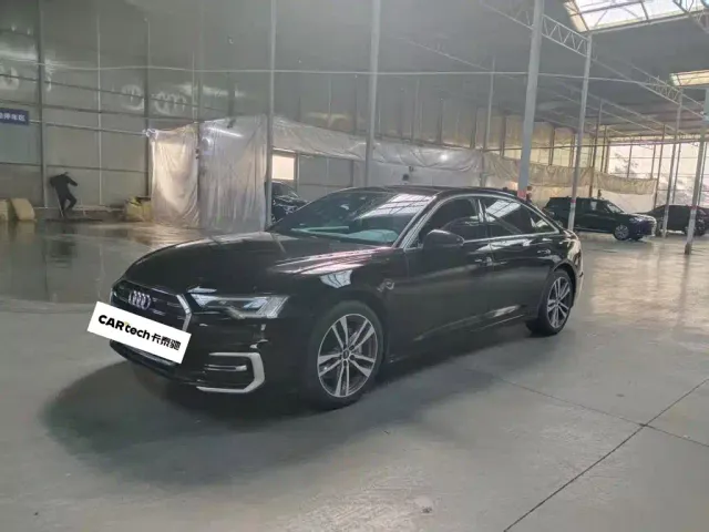 Фотография автомобиля — Audi A6L