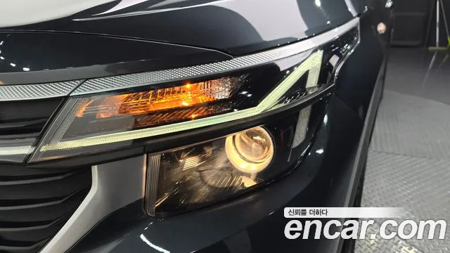 Kia Seltos Новый Seltos Бензин 2.0 2WD — Фото автомобиля 22