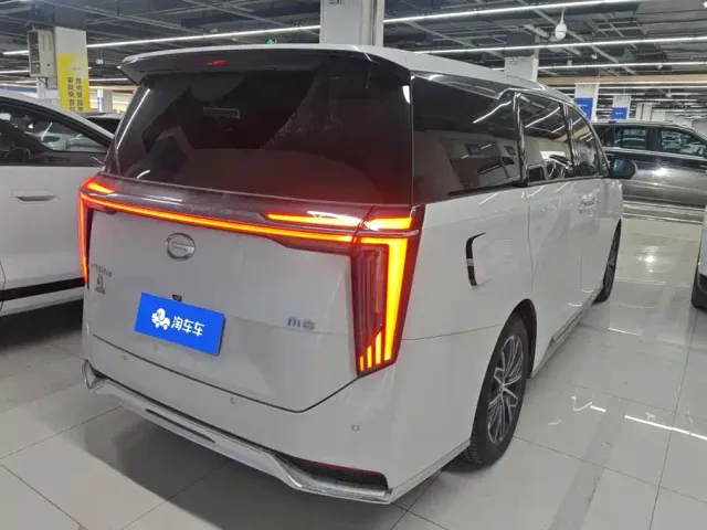 GAC Trumpchi M8 — Фото автомобиля 3