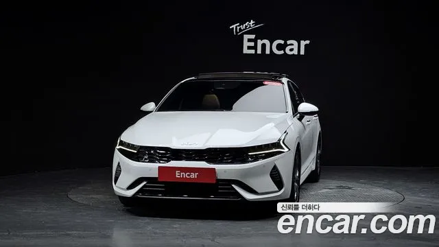 Kia K5 Prestige — Фото автомобиля 3