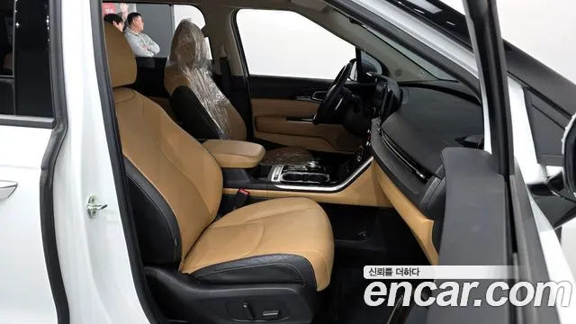 Kia Canival Carnival 4 поколение Дизель 9 мест Signature — Фото автомобиля 11