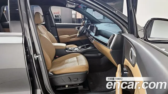 Kia Sorento Новый Sorento 4 поколение Бензин 2.5T 2WD — Фото автомобиля 10