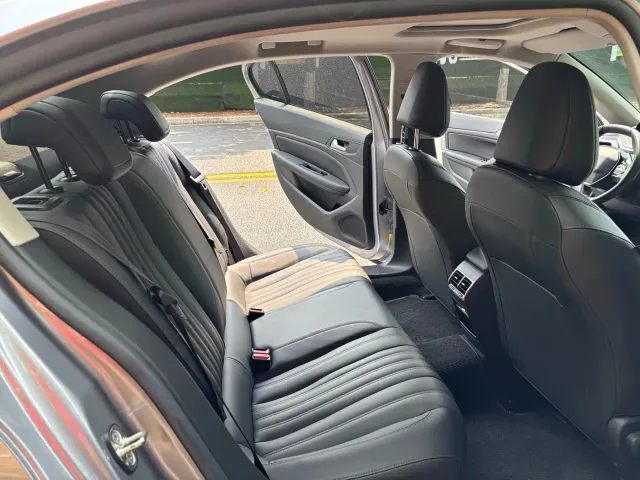 Peugeot 408 — Фото автомобиля 22