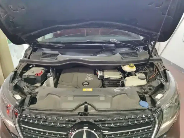 Mercedes-Benz V-Class — Фото автомобиля 19