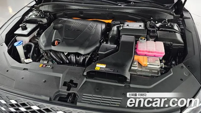 Hyundai Grandeur (New) Hybrid — Фото автомобиля 9