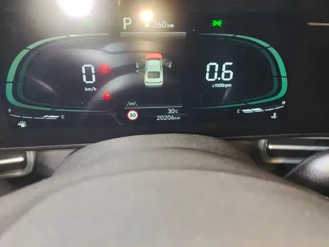 Hyundai Elantra — Фото автомобиля 11
