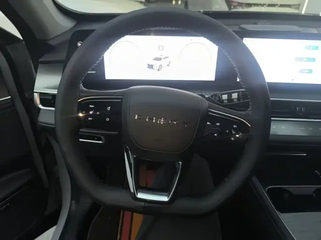 Chery Tiggo 8 PRO EV — Фото автомобиля 10