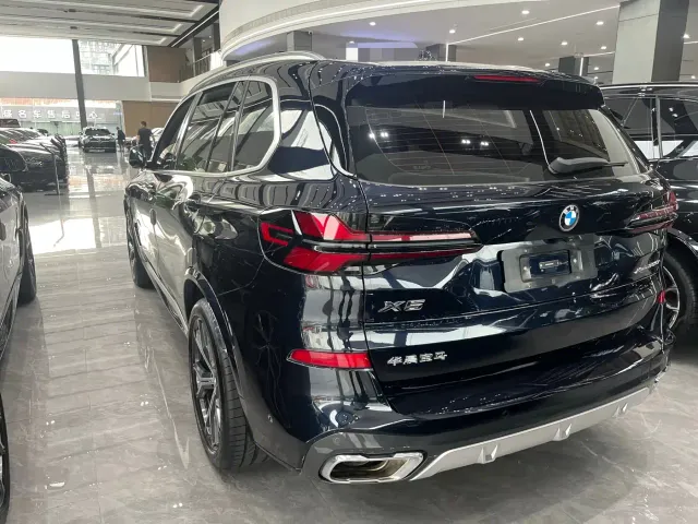 BMW X5 — Фото автомобиля 9