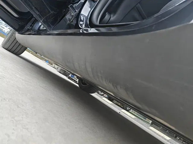 Tesla Model Y — Фото автомобиля 21