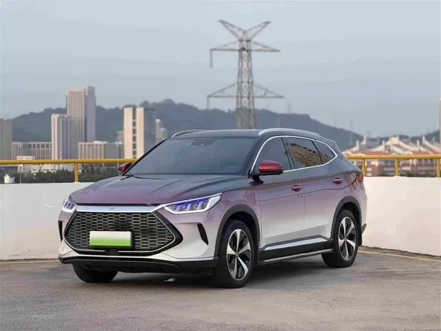 BYD Song PLUS — Фото автомобиля 18