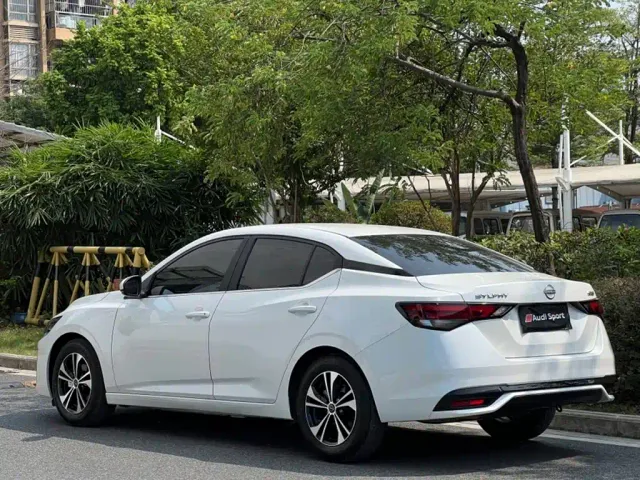 Nissan Sylphy — Фото автомобиля 6
