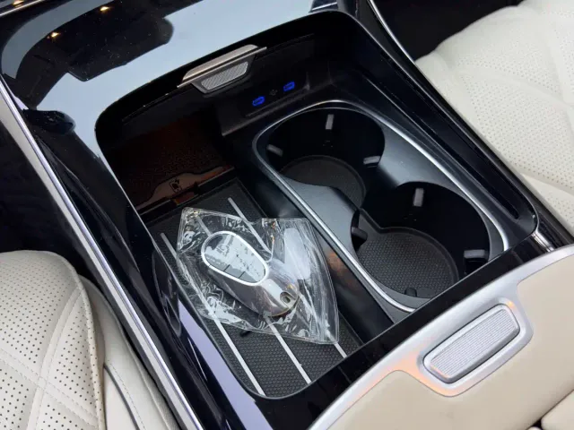 Mercedes-Benz Maybach S-Class — Фото автомобиля 23