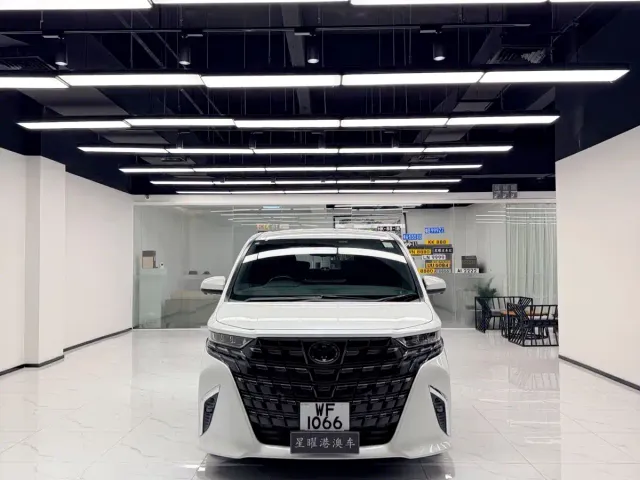 Toyota Alphard — Фото автомобиля 2