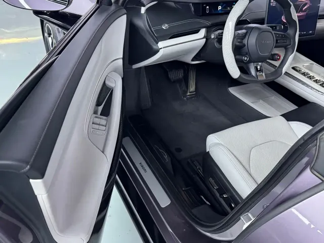 Xiaomi SU7 — Фото автомобиля 5