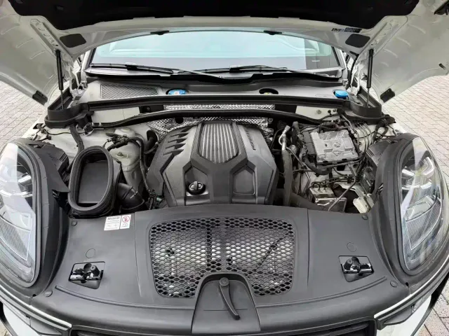 Porsche Macan — Фото автомобиля 15
