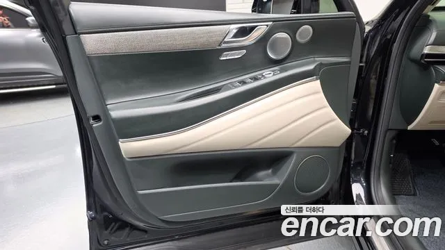 Genesis GV80 — Фото автомобиля 13