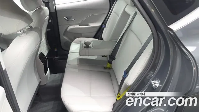 Hyundai Kona Kona (SX2) Бензин 1.6 турбо 2WD — Фото автомобиля 12
