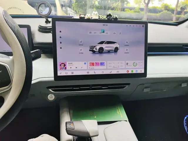Changan Changan UNI-Z New Energy 2024 Blue Whale iDD 125km Surpassing Edition — Фото автомобиля 9